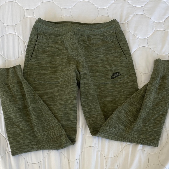 Nike Green Pants - Picture 1 of 5